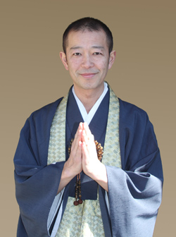 住職 金田冬彦